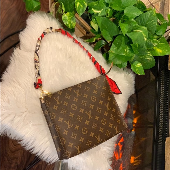 Louis Vuitton Handbags - Louis Vuitton Toiletry - ❗️Purchased ❗️